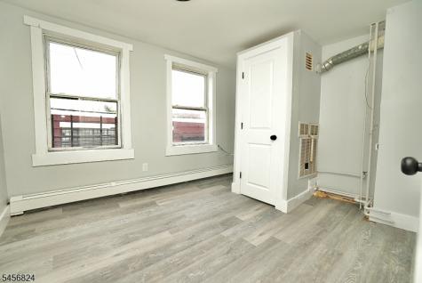 83 Jay Street Newark NJ 07103