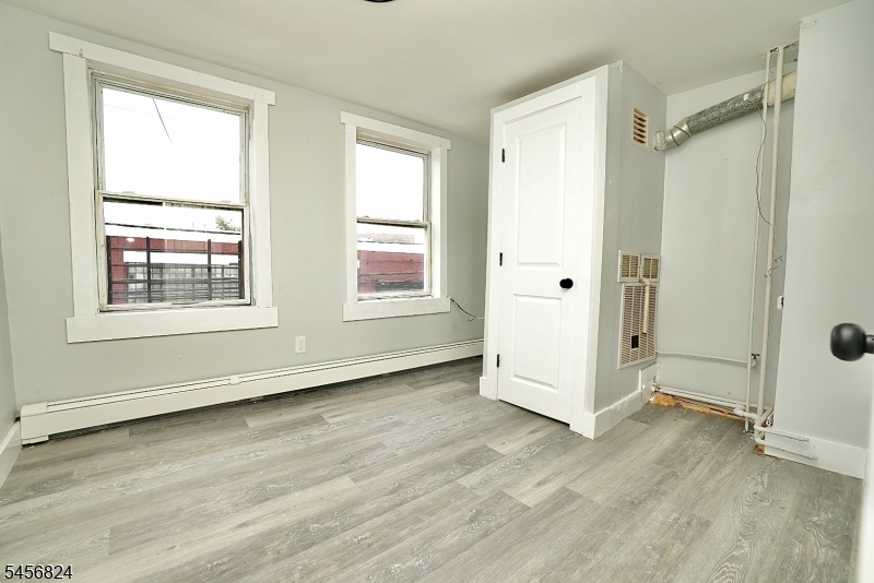83 Jay Street Newark NJ 07103