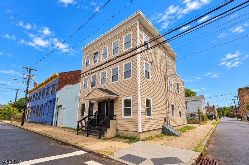 83 Jay Street Newark NJ 07103