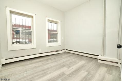 83 Jay Street Newark NJ 07103