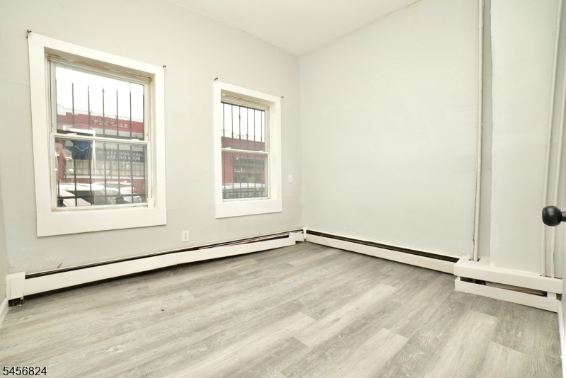 83 Jay Street Newark NJ 07103