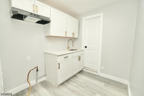 83 Jay Street Newark NJ 07103