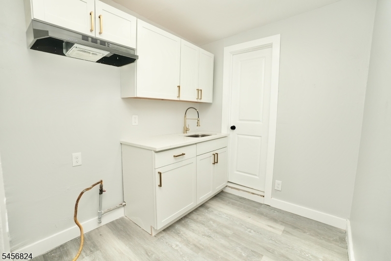 83 Jay Street Newark NJ 07103