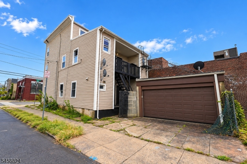 83 Jay Street Newark NJ 07103