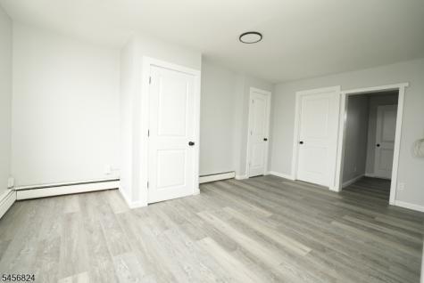 83 Jay Street Newark NJ 07103
