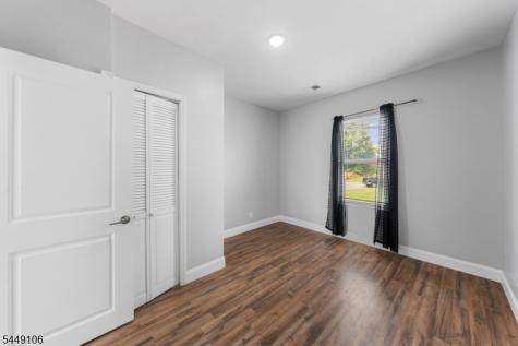 476 Bloy Street Hillside NJ 07205