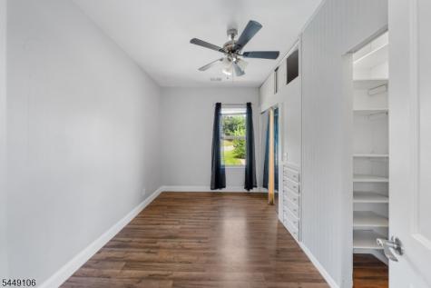 476 Bloy Street Hillside NJ 07205
