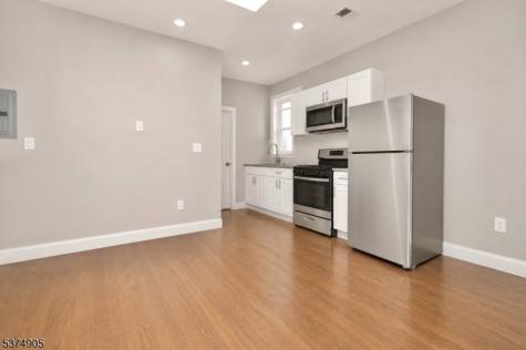 219 Sussex Avenue Newark NJ 07103