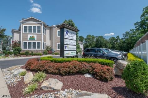 15 E Railroad Avenue Jamesburg NJ 08831
