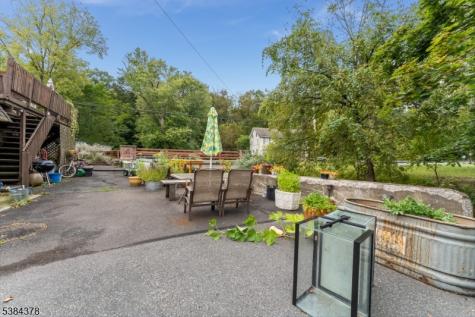 92 Water Street Milford NJ 08848