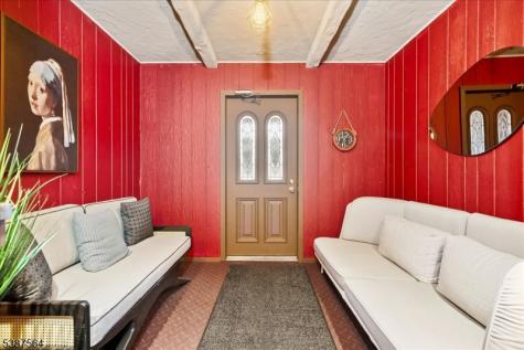 31 Decatur Street Knowlton NJ 07832