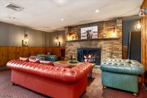 31 Decatur Street Knowlton NJ 07832