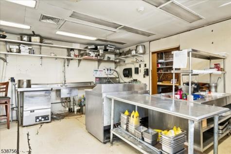 31 Decatur Street Knowlton NJ 07832
