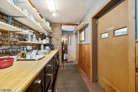 31 Decatur Street Knowlton NJ 07832