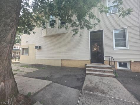 17 Maolis Avenue Bloomfield NJ 07003