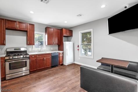 541 Union Avenue Paterson NJ 07522