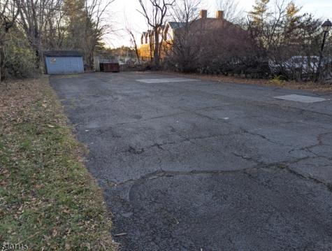325 Route 202 / 206 Bedminster NJ 07921