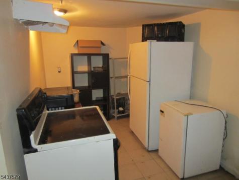 130 S 6th Street Newark NJ 07103