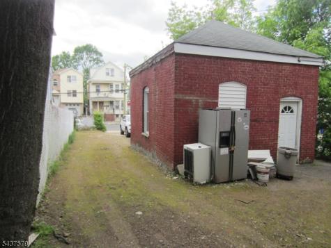 130 S 6th Street Newark NJ 07103