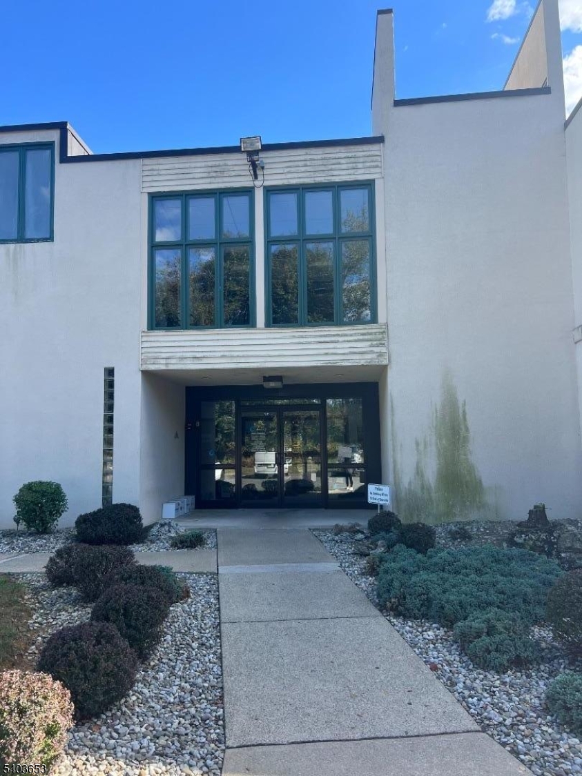409 Coventry Drive Lopatcong NJ 08865