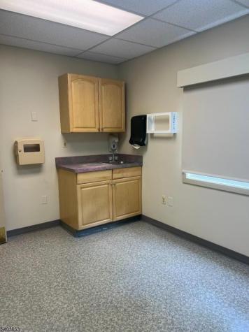409 Coventry Drive Lopatcong NJ 08865