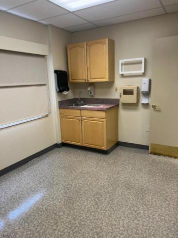 409 Coventry Drive Lopatcong NJ 08865