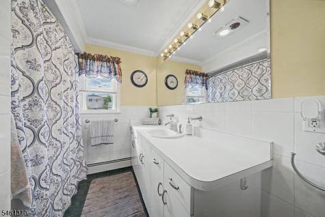 54 Wanaque Avenue Pompton Lakes NJ 07442