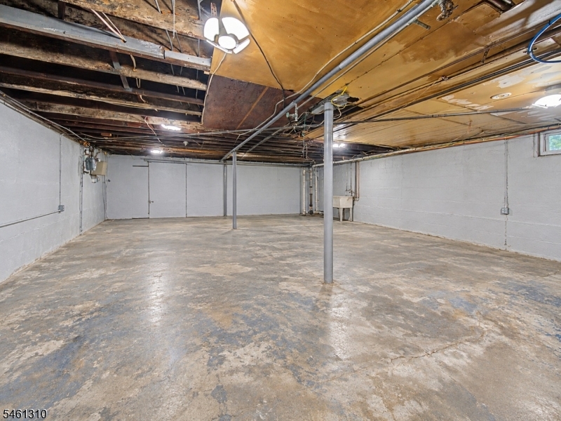 54 Wanaque Avenue Pompton Lakes NJ 07442