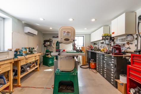 906 Mount Kemble Avenue Harding NJ 07960