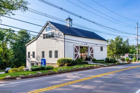 906 Mount Kemble Avenue Harding NJ 07960