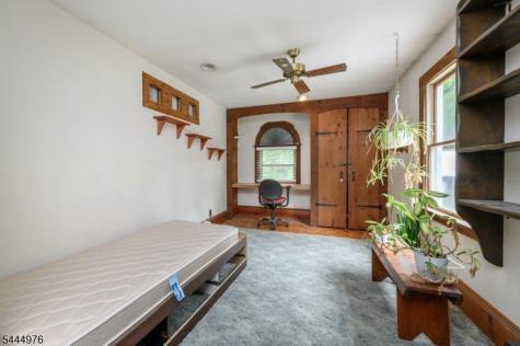 1097 State Route 173 Bethlehem NJ 08802
