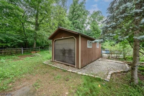 1097 State Route 173 Bethlehem NJ 08802