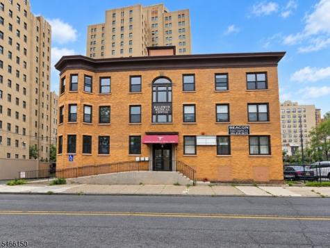 8 Baldwin Avenue Jersey City NJ 07304