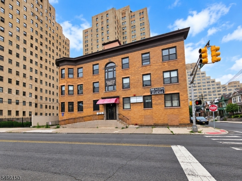 8 Baldwin Avenue Jersey City NJ 07304