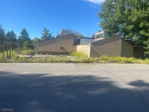 10 Brass Castle Road Washington NJ 07882