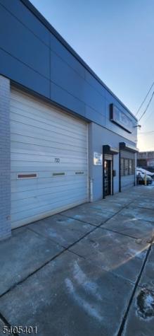 720 E Saint Georges Avenue Linden NJ 07036