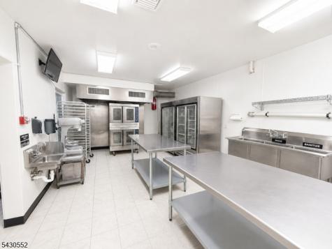 6 Boonton Avenue Butler NJ 07405