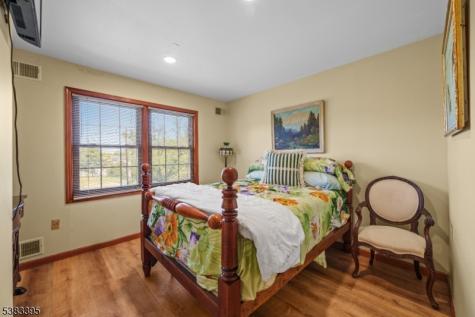 350 Main Street West Orange NJ 07052