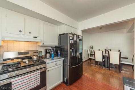472 Walker Street Fairview NJ 07022