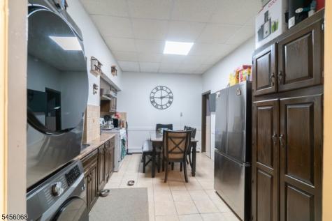 72 Elm Road Newark NJ 07105