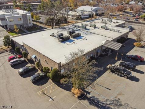 25 E Willow St, Unit A Millburn NJ 07041