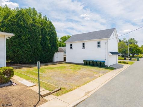 59 Railroad Avenue Washington NJ 07882