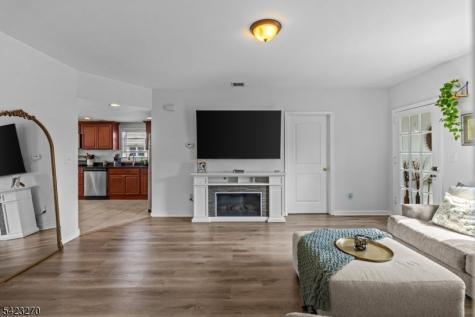 190 Stevens Avenue Cedar Grove NJ 07009