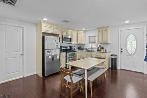 190 Stevens Avenue Cedar Grove NJ 07009