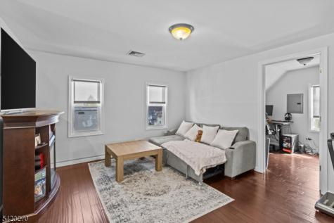 190 Stevens Avenue Cedar Grove NJ 07009