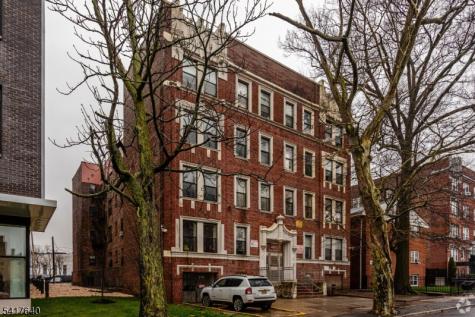 481 William Street East Orange NJ 07017