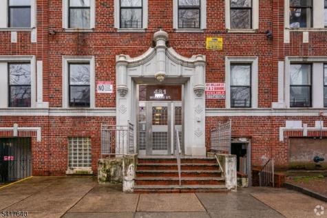 481 William Street East Orange NJ 07017