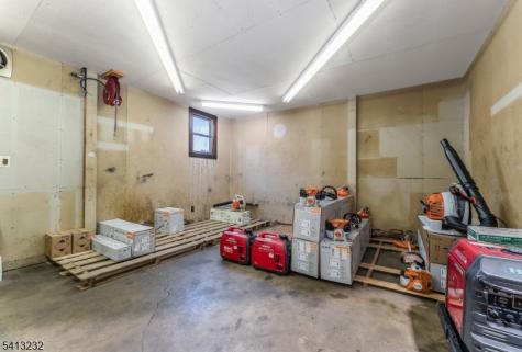 5 Larison Lane East Amwell NJ 08551