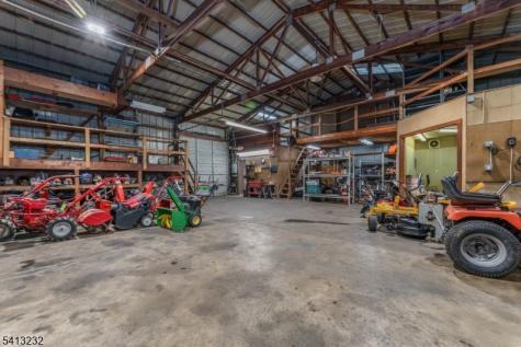5 Larison Lane East Amwell NJ 08551