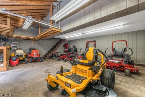 5 Larison Lane East Amwell NJ 08551